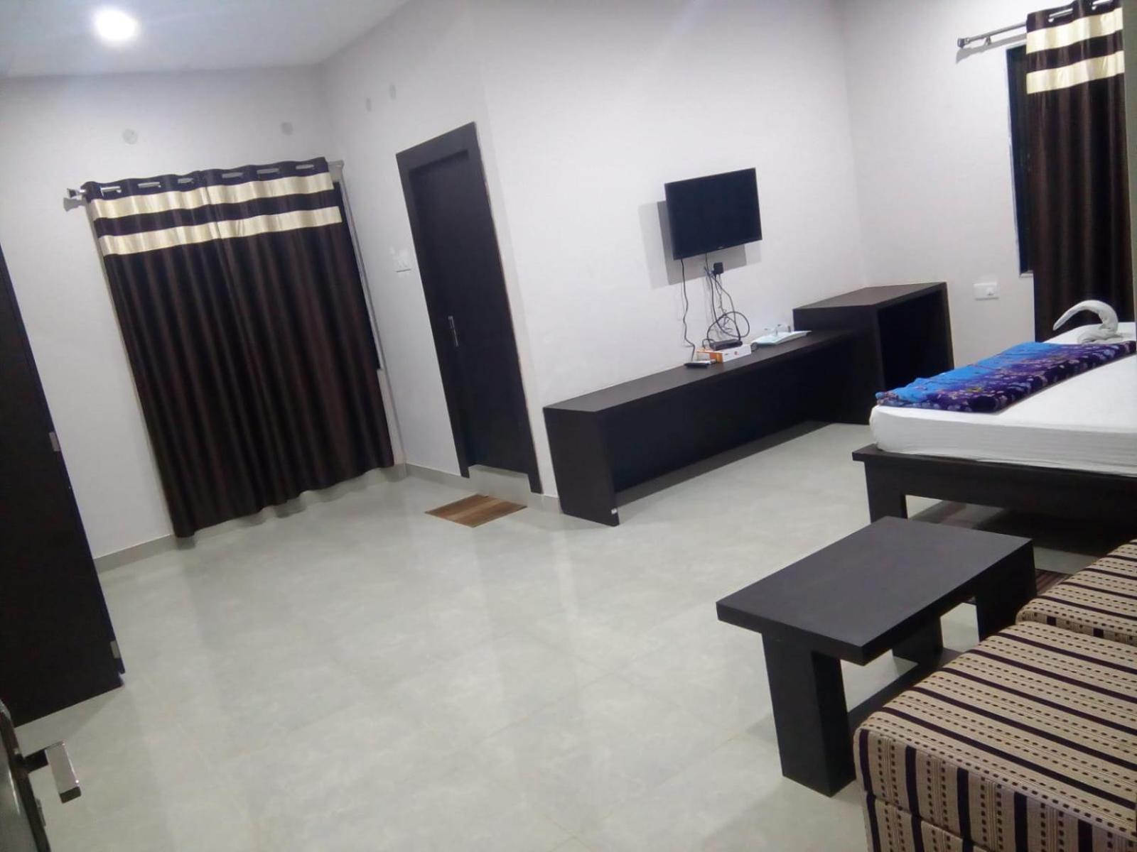 Balangir Hotel Indraprasth מראה חיצוני תמונה